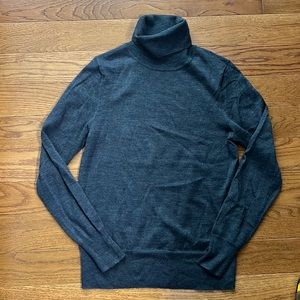 J Crew Merino wool turtleneck sweater